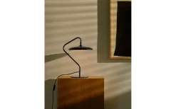 Skrivbordslampor < Design for the people Artist Skrivbordslampa 41cm LED Svart