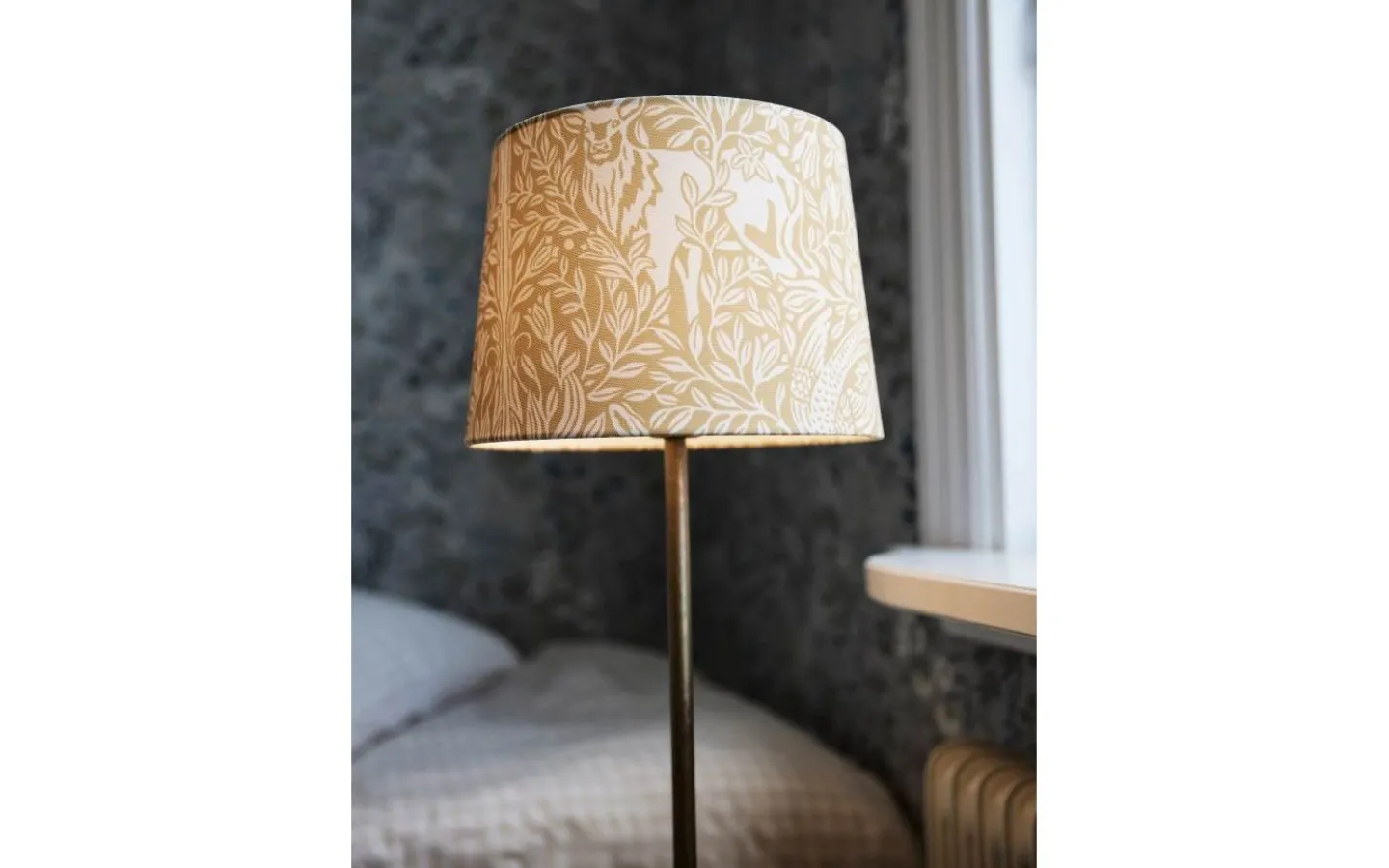 Bordslampor < PR Home Base Bordslampa 58cm Eldertree Gul