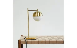 Skrivbordslampor|Bordslampor-Dyberg Larsen Caen Bordslampa 45cm Opal/Mässing