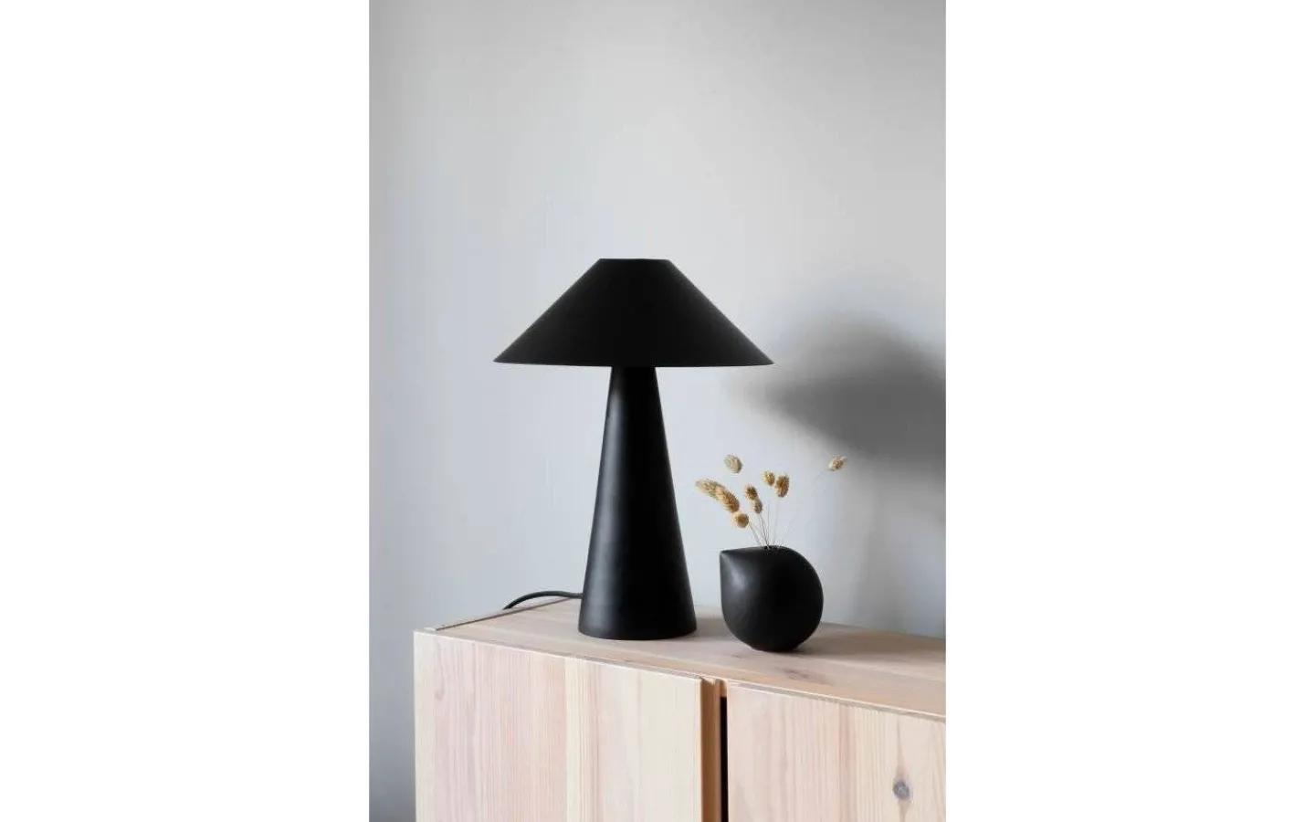 Vardagsrum|Bordslampor-Globen Lighting Cannes Bordslampa 40cm Svart