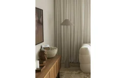 Golvlampor < Globen Lighting Cannes Golvlampa 140cm Mud