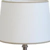 Enfärgade Runda Lampskärmar < Hallbergs Carolin Lampskärm Ø35cm Vit, Sandfärgat Band