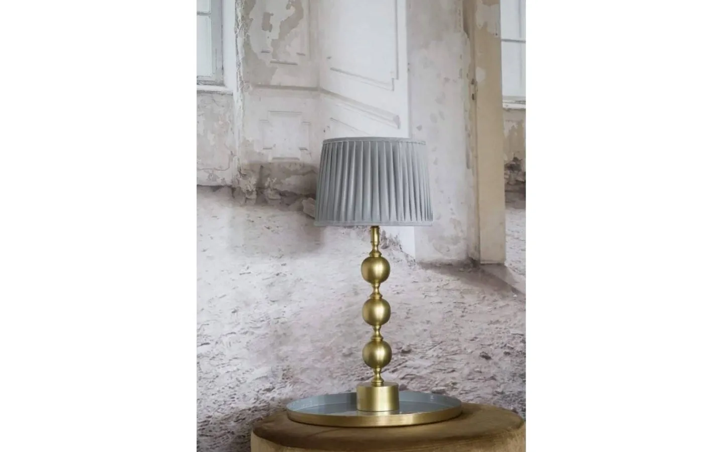 Vardagsrum|Sovrum < Hallbergs Charlotta Lampfot 66cm Mässing