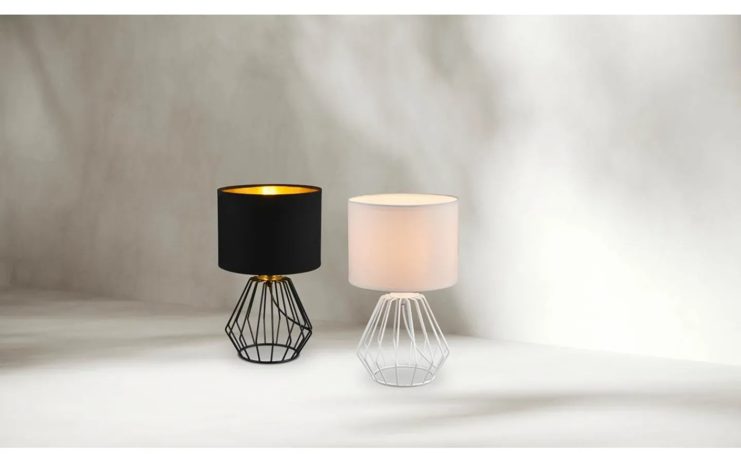 Bordslampor-Reality Chuck Bordslampa E14 svart/guld