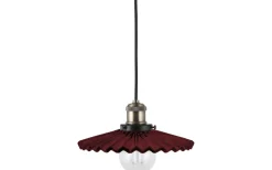 Fönsterlampor < Globen Lighting Cobbler Taklampa 25cm Burgundy