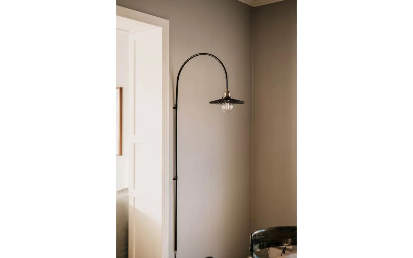 Lampetter < Globen Lighting Cobbler Vägglampa 150cm Rök