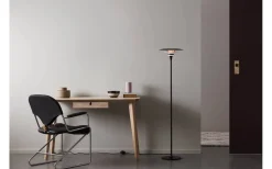 Golvlampor-Belid Diablo Golvlampa 134,5cm Mattsvart/Blankröd