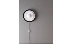 Vardagsrum|Hall & Trappa-Belid Diablo Vägglampa Ø30cm Svart/Röd
