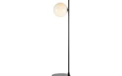 Golvlampor < Markslojd Dione Golvlampa 135cm Svart/Vit