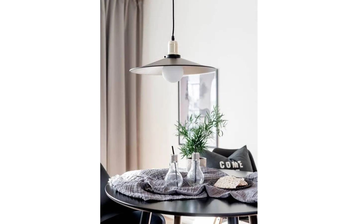 Kök & Matplats < Globen Lighting Disc Taklampa 40cm E27 Svart/Borstad Mässing