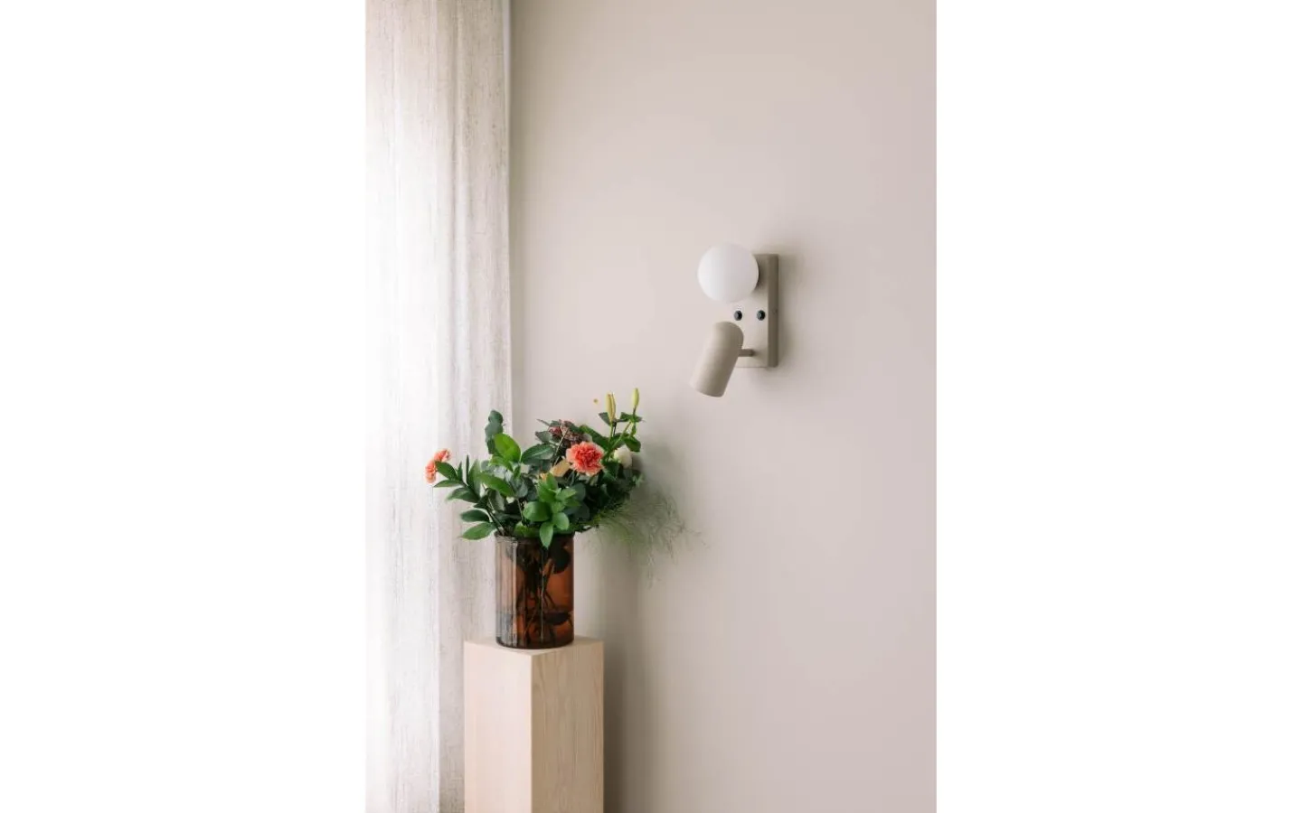 Läslampor-Globen Lighting Doppio Vägglampa Beige