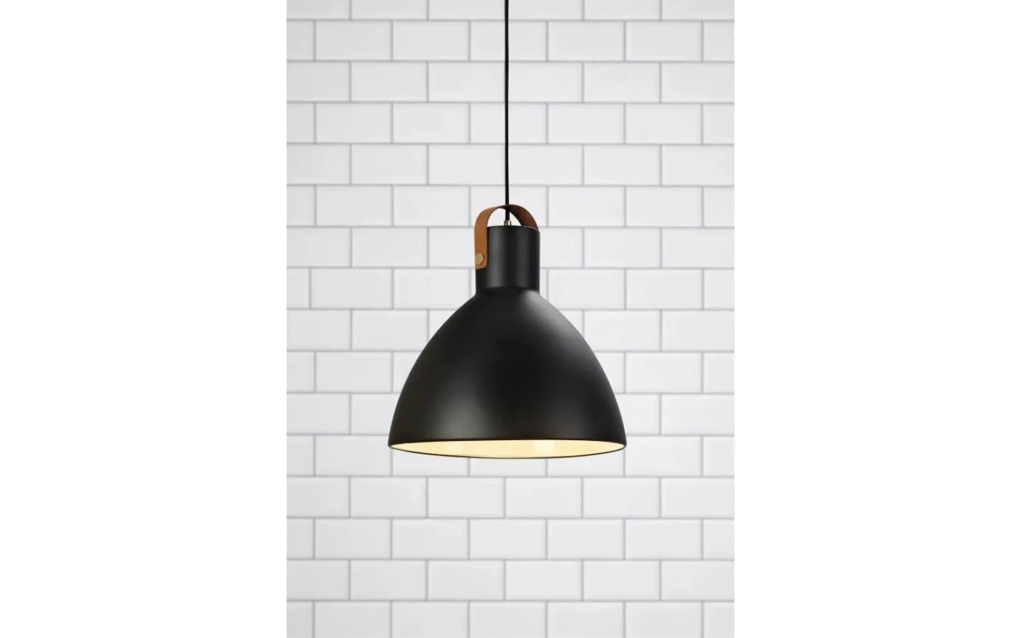 Kök & Matplats < Markslojd Eagle Taklampa 35cm Svart