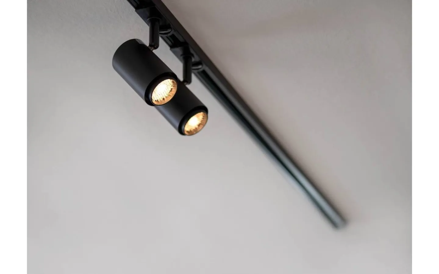 Skensystem < Hidealite Focus Track Micro 1-fas LED 10W Tune Svart