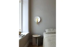 Lampetter-Design for the people Furiko Vägglampa Borstad Mässing