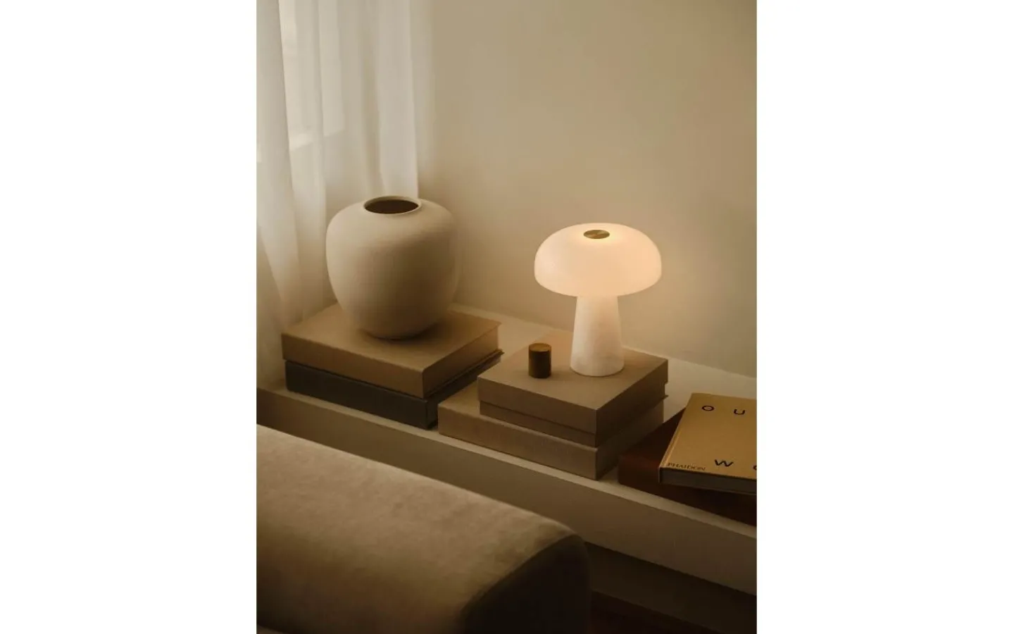 Bordslampor < Design for the people Glossy Mini Bordslampa 24cm Vit