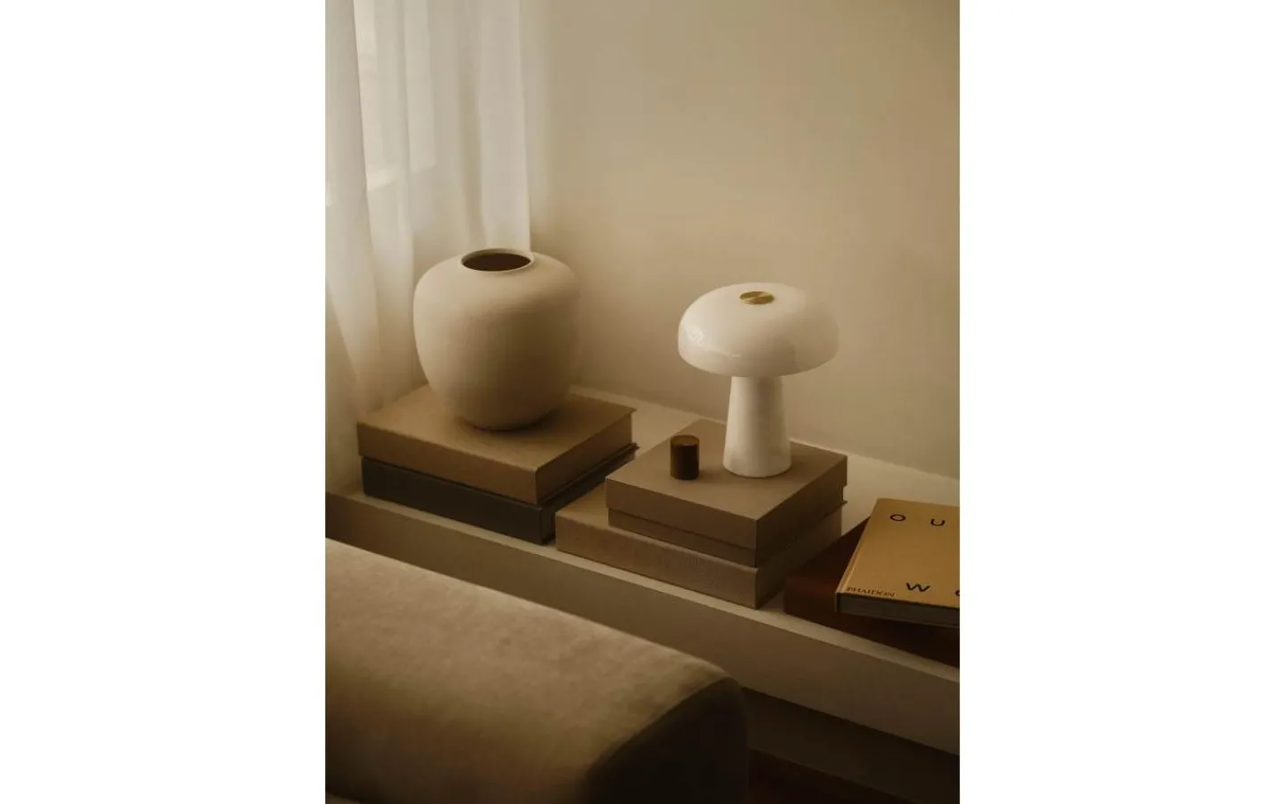 Bordslampor < Design for the people Glossy Mini Bordslampa 24cm Vit