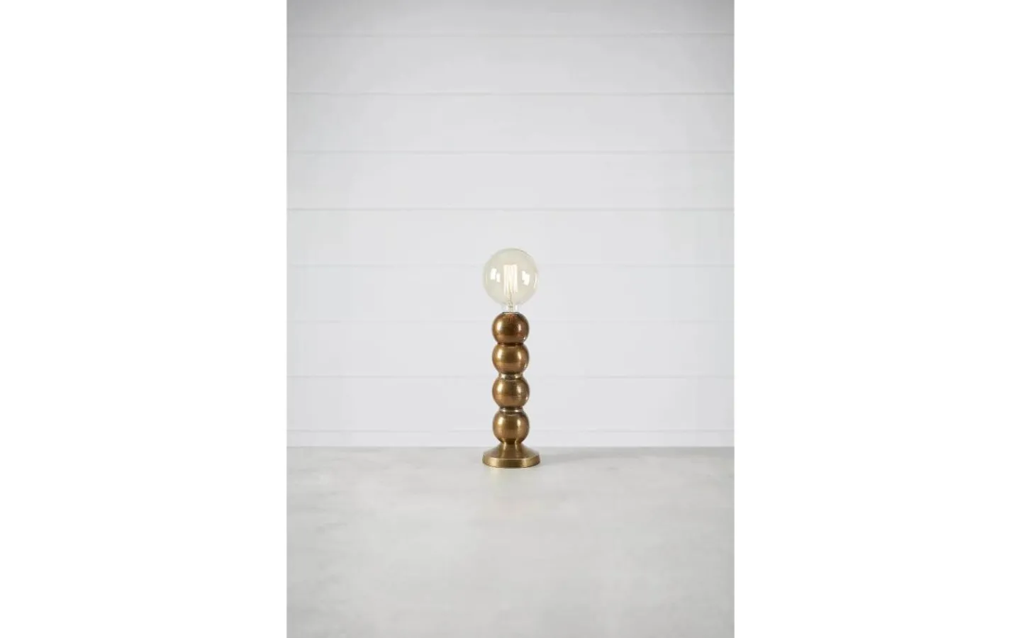 Bordslampor < Markslojd Gong Bordslampa 33cm Guld