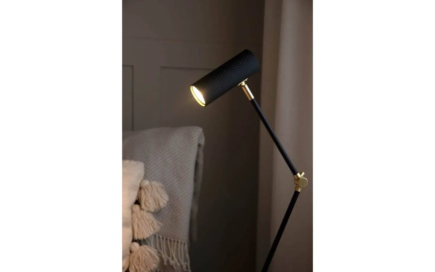 Sovrum|Skrivbordslampor-Globen Lighting Hubble Skrivbordslampa 45cm Svart