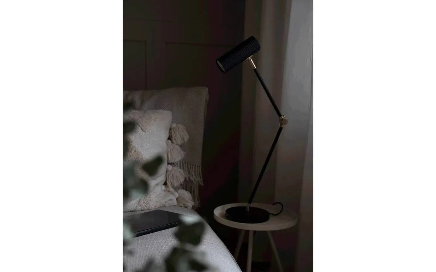 Sovrum|Skrivbordslampor-Globen Lighting Hubble Skrivbordslampa 45cm Svart