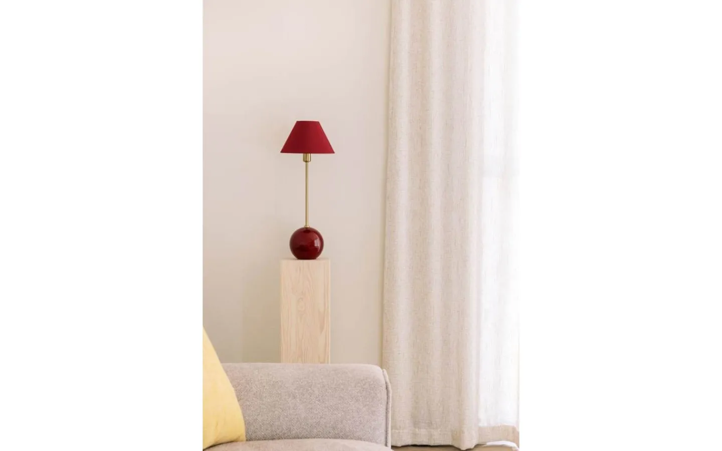 Bordslampor < Globen Lighting Iris Bordslampa 51cm Burgundy