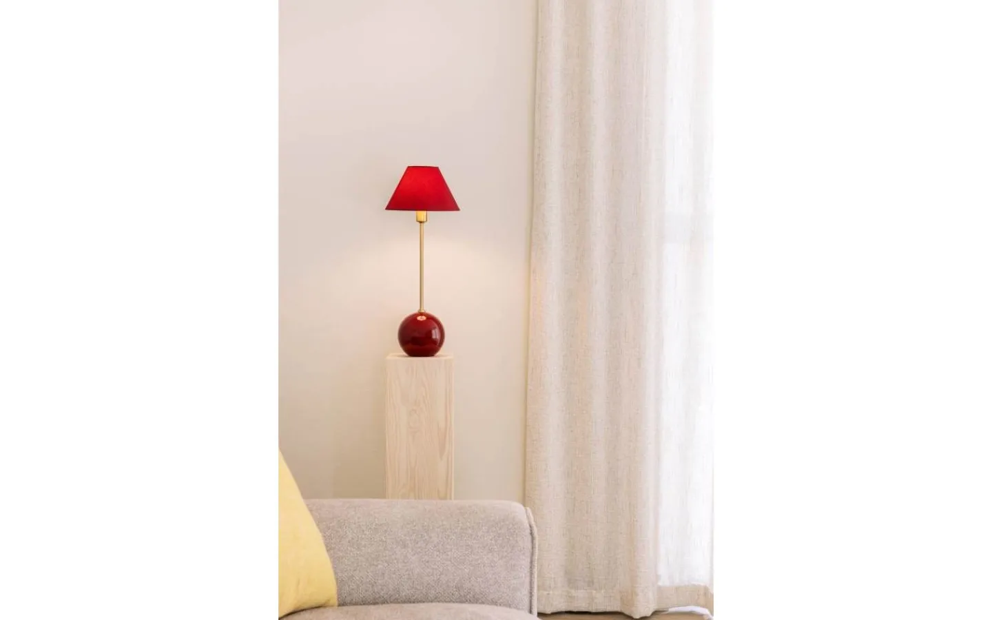 Bordslampor < Globen Lighting Iris Bordslampa 51cm Burgundy