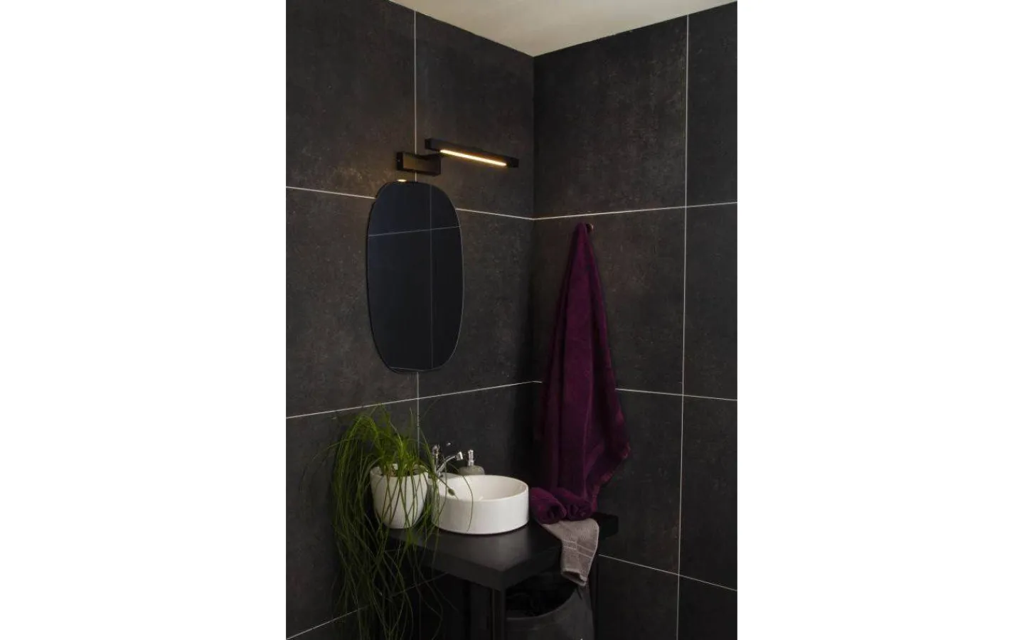 Badrum|Badrumslampor Vägg-Aneta Lucca Spegelbelysning 25cm LED 9W 3000K Svart IP44