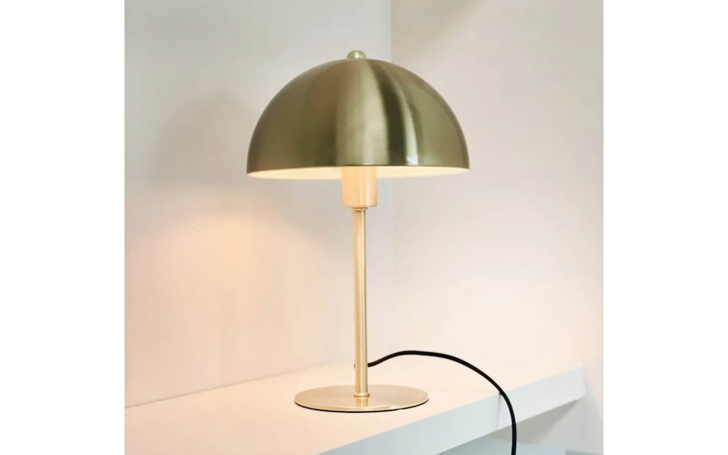 Bordslampor < Dyberg Larsen Lyon Bordslampa 30cm Mässing