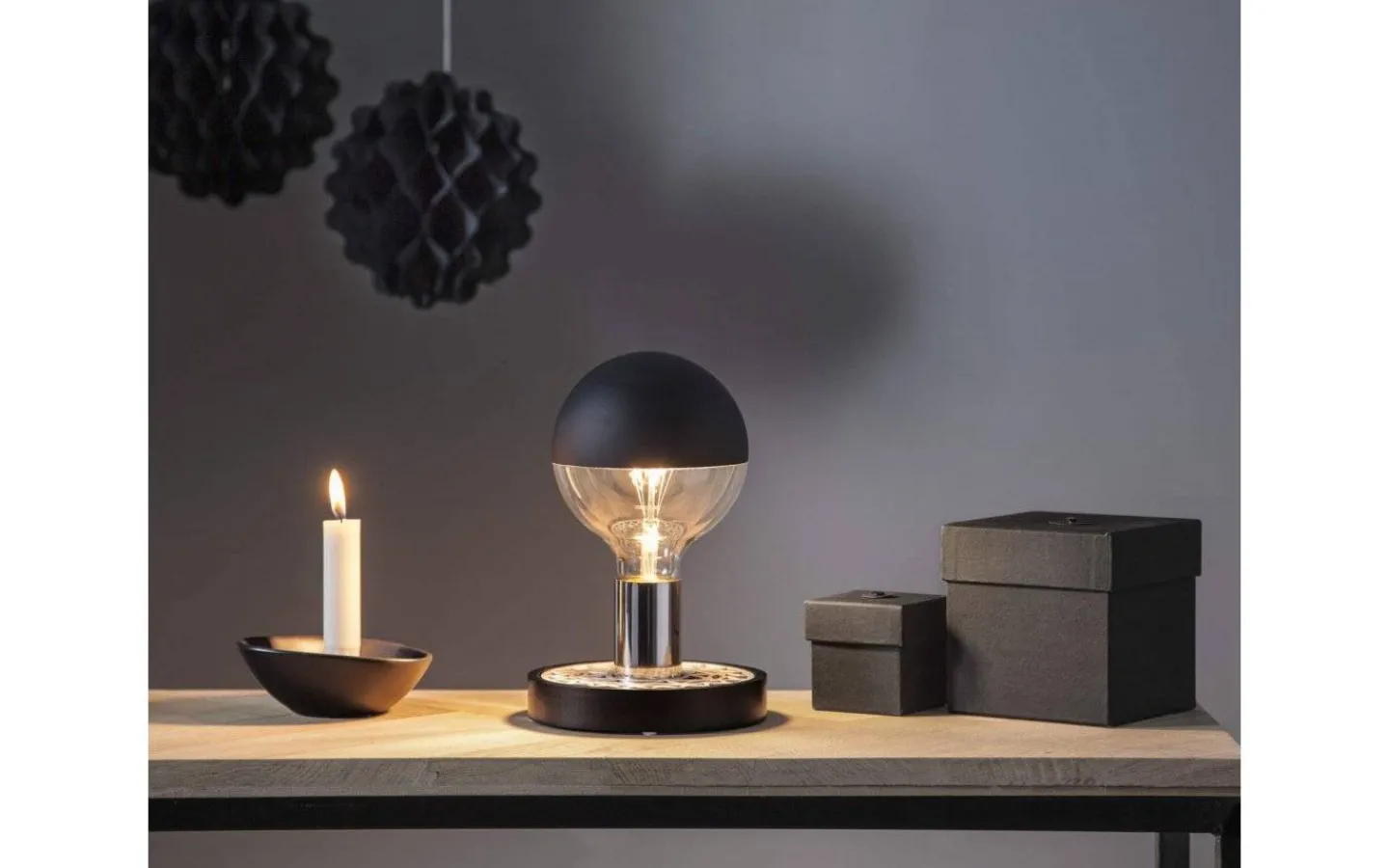 Vardagsrum|Bordslampor < Star Trading Magic Bordslampa E27 9cm Krom/Svart