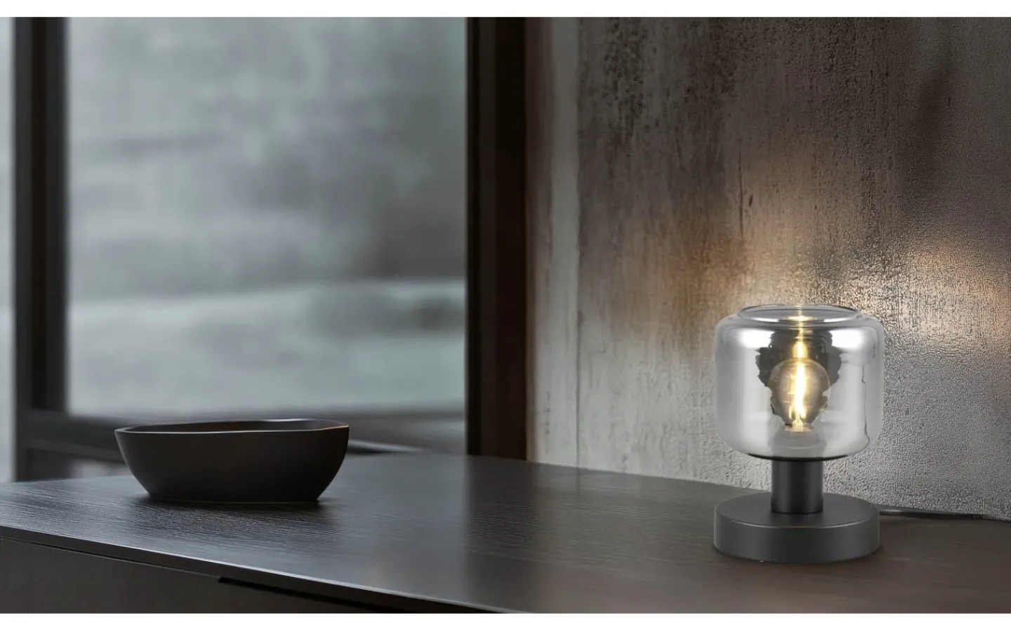 Bordslampor-Trio Lighting Mataro Bordslampa E14 matt svart/rökfärgad