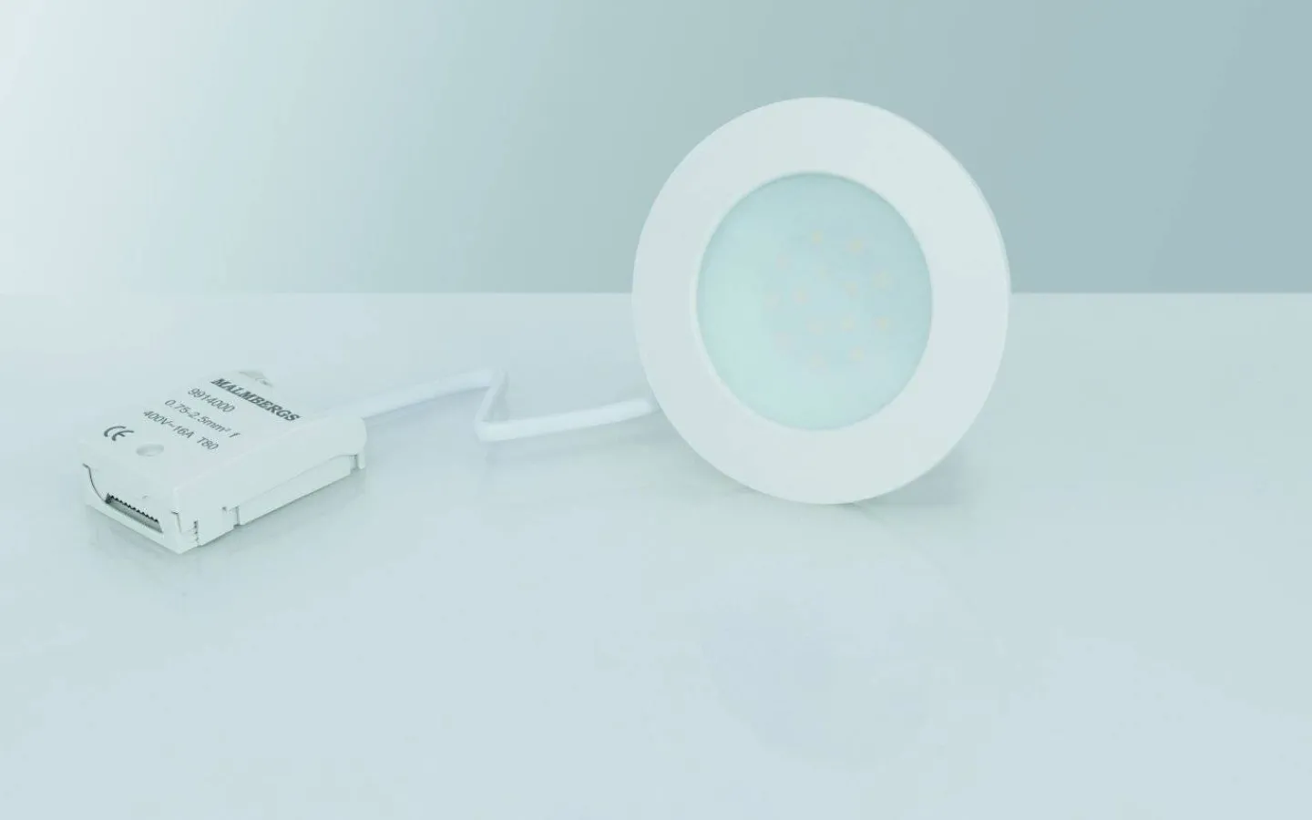 Downlights, Spotlight|230V Led Spotlights < Malmbergs MD-232 Downlight 3000K 10W Vit 230V IP44