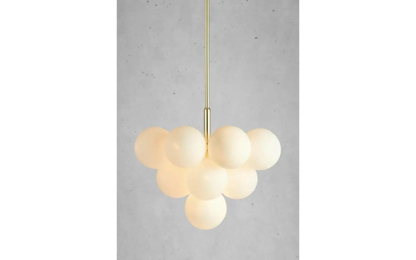 Vardagsrum|Kök & Matplats-Markslojd Merlot Taklampa Mässing/Opal 56cm