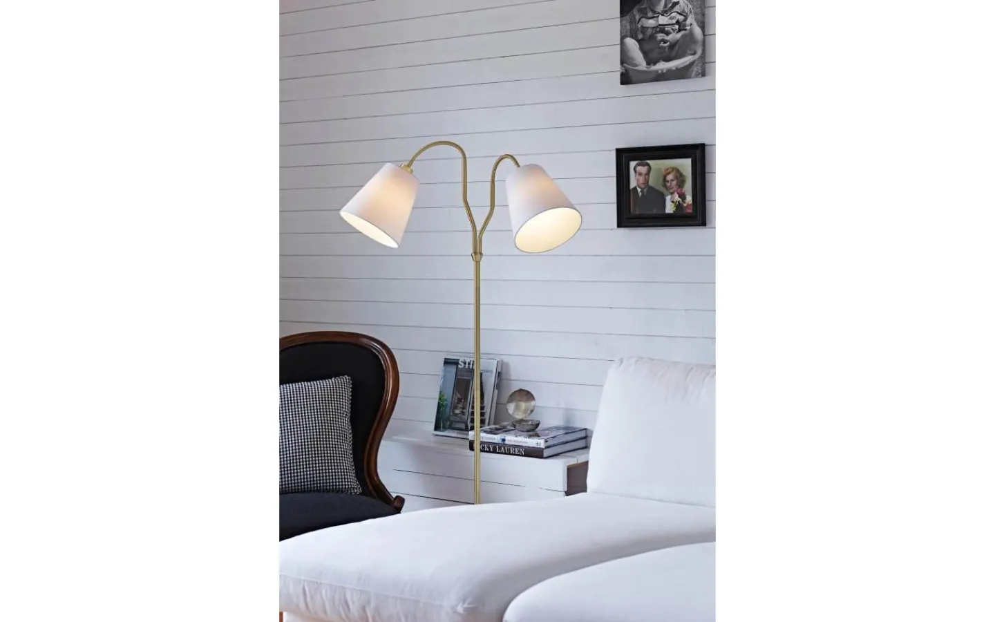 Vardagsrum|Golvläslampor-Markslojd Modena Golvlampa 152cm 2L Mässing/Vit