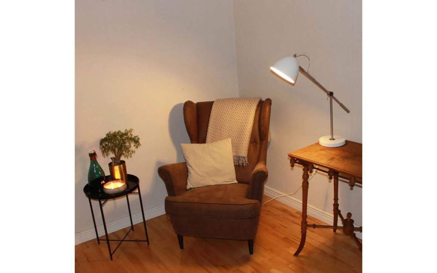 Skrivbordslampor < Oriva Montreal Skrivbordslampa 56cm Vit
