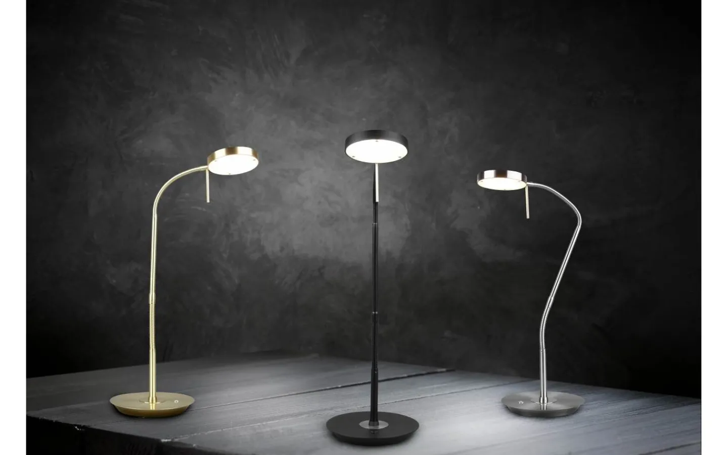 Skrivbordslampor < Trio Lighting Monza Skrivbordslampa LED i borstat stål