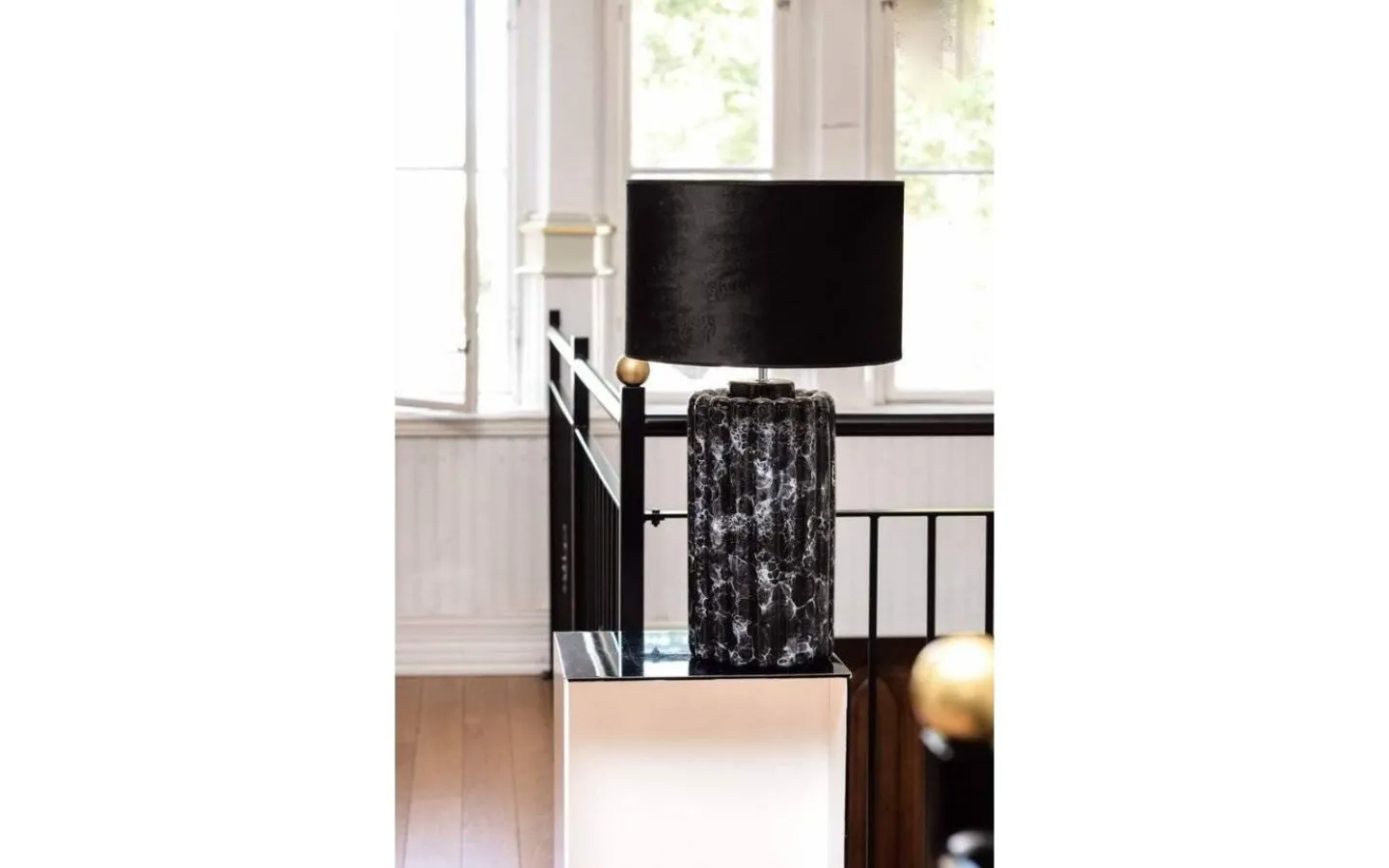 Vardagsrum|Sovrum < Hallbergs Odessa Lampfot 49cm Black Marble