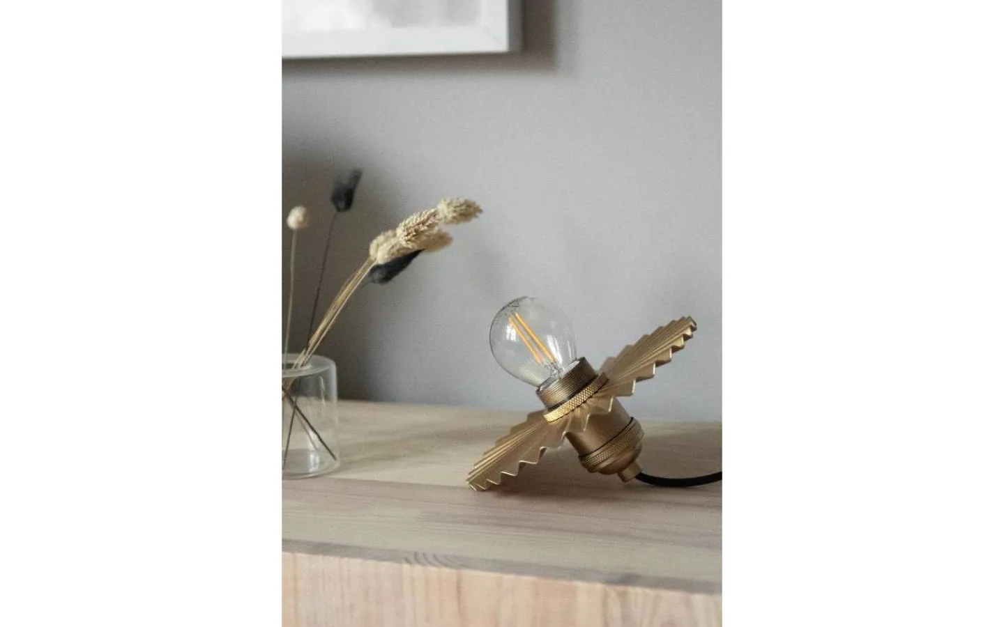 Fönsterlampor-Globen Lighting Omega Fönsterlampa 15cm Guld