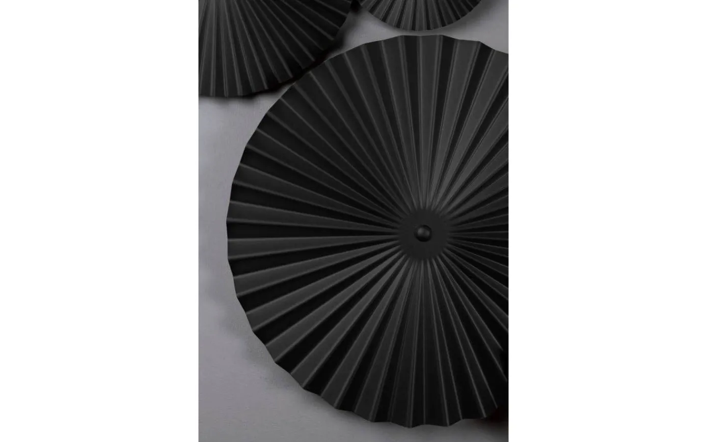 Vardagsrum|Hall & Trappa < Globen Lighting Omega Vägglampa 70cm LED 4,2W Svart