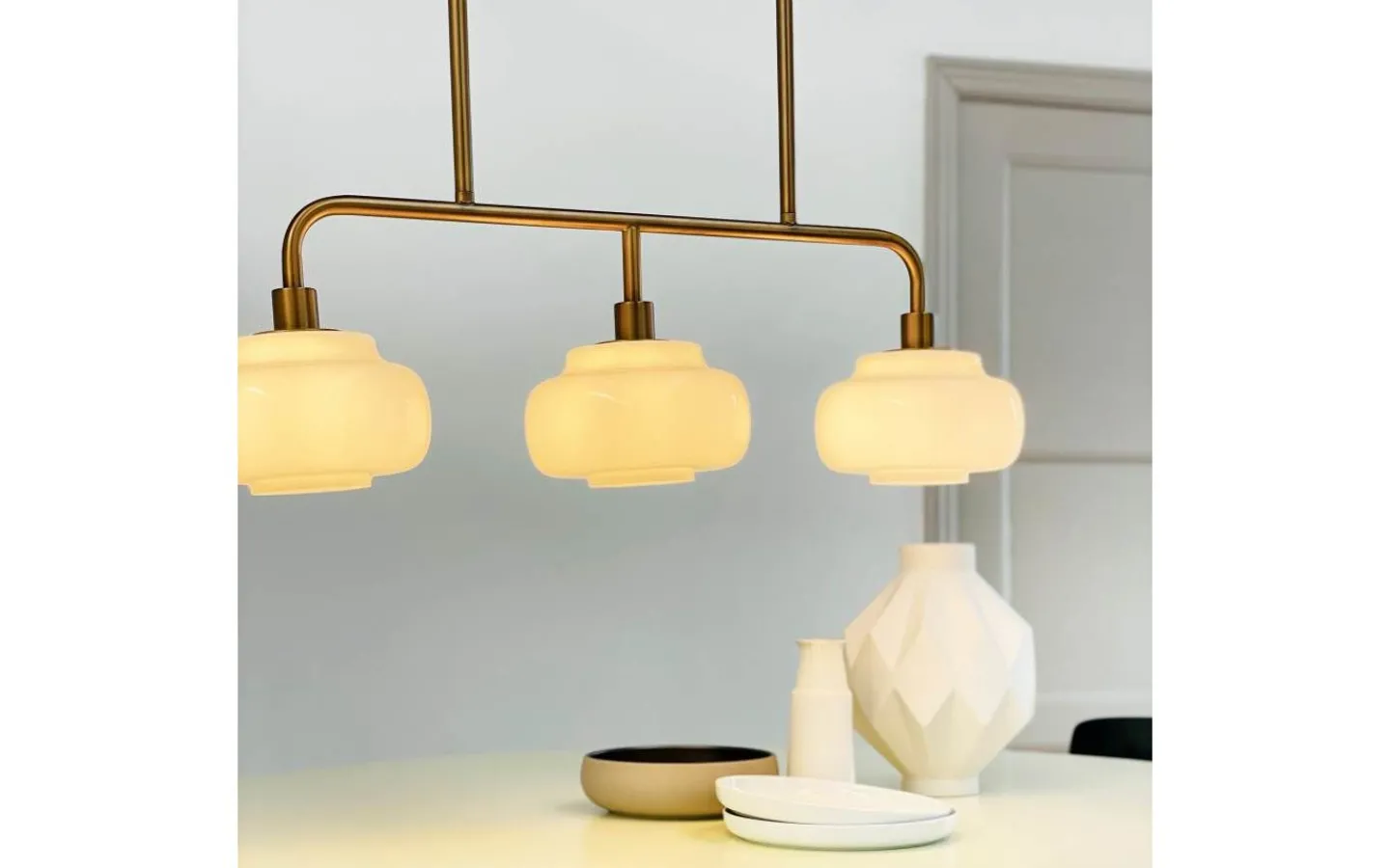 Avlånga Taklampor-Dyberg Larsen Ossett Taklampa 80cm Opal/Brons
