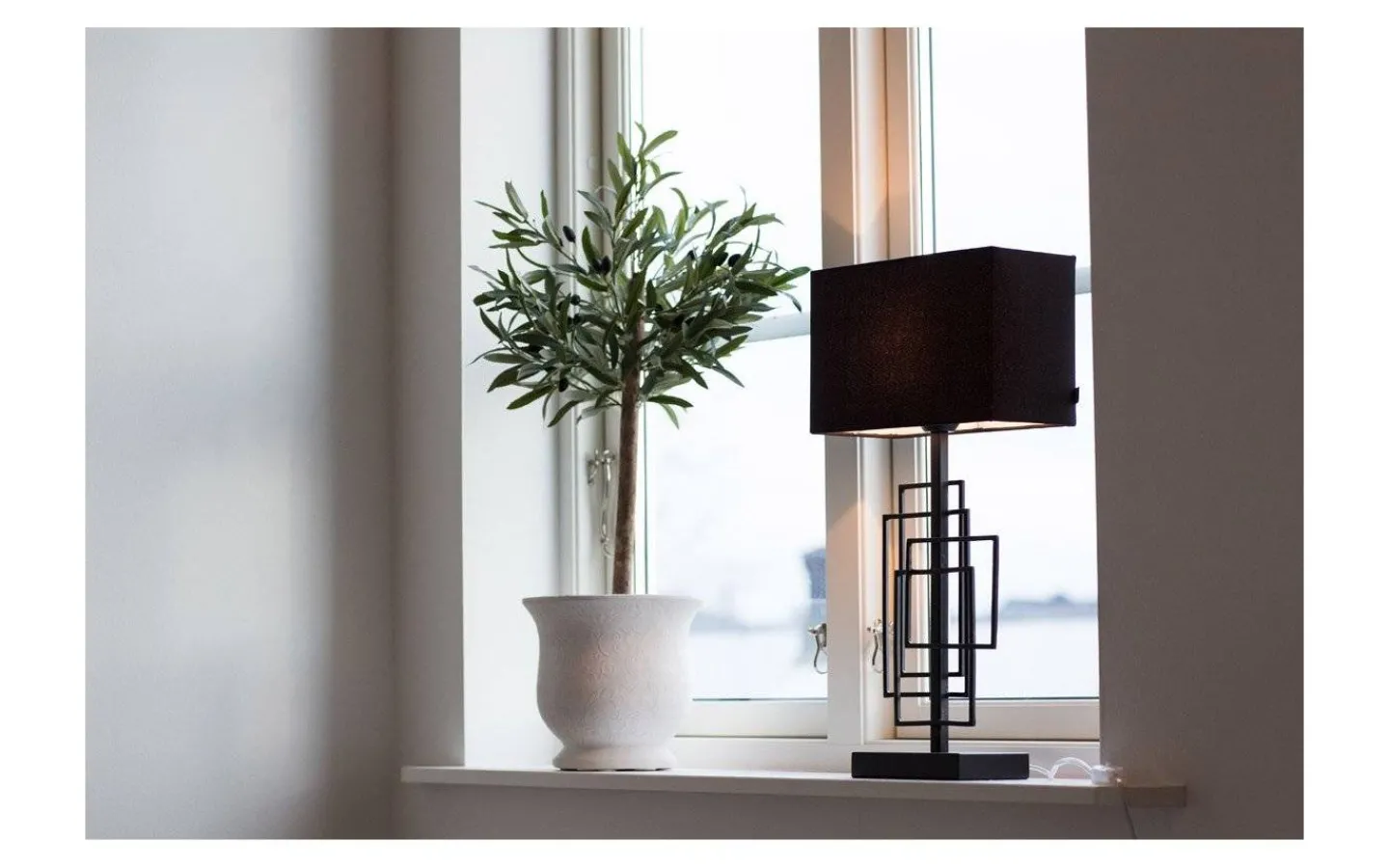Vardagsrum|Sovrum < By Rydens Paragon Bordslampa 52cm