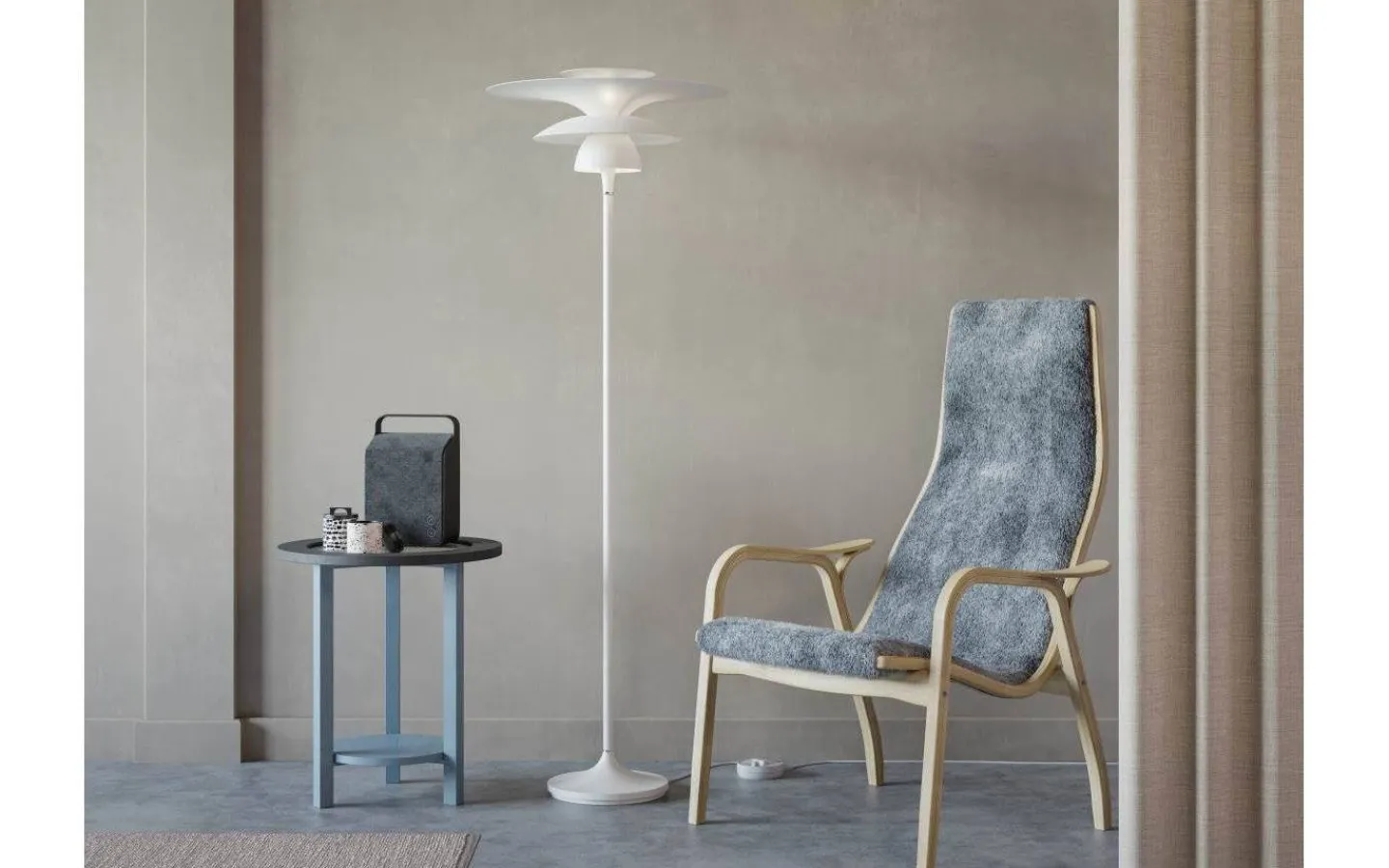 Golvlampor < Belid Picasso Golvlampa 149cm Mattvit