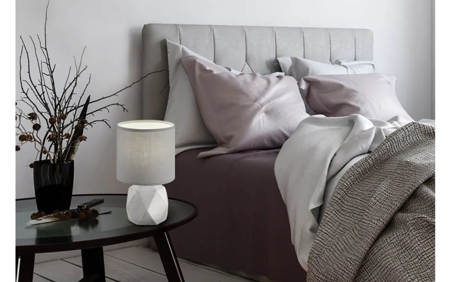 Bordslampor < Reality Pike Bordslampa E14 grå