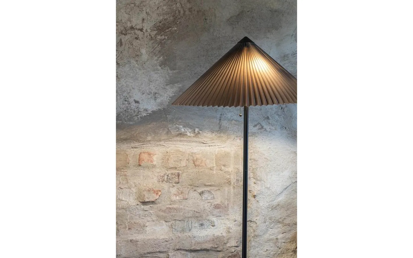 Golvlampor-Markslojd Plisado Golvlampa 140cm Grå