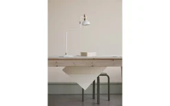 Sovrum|Skrivbordslampor < CO Bankeryd Ray Bordslampa 57cm Vit/Mässing