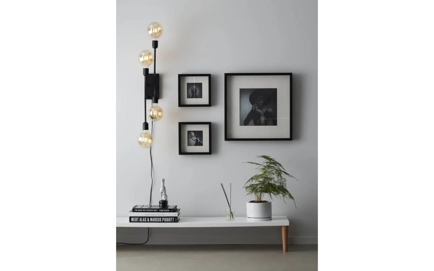 Lampetter-Belid Regal Vägglampa 70cm Svartstruktur