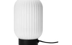 Bordslampor < Dyberg Larsen Riflet Bordslampa 22,5 Opal/Svart
