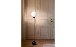 Golvlampor < Globen Lighting Ripley Golvlampa 144cm Svart