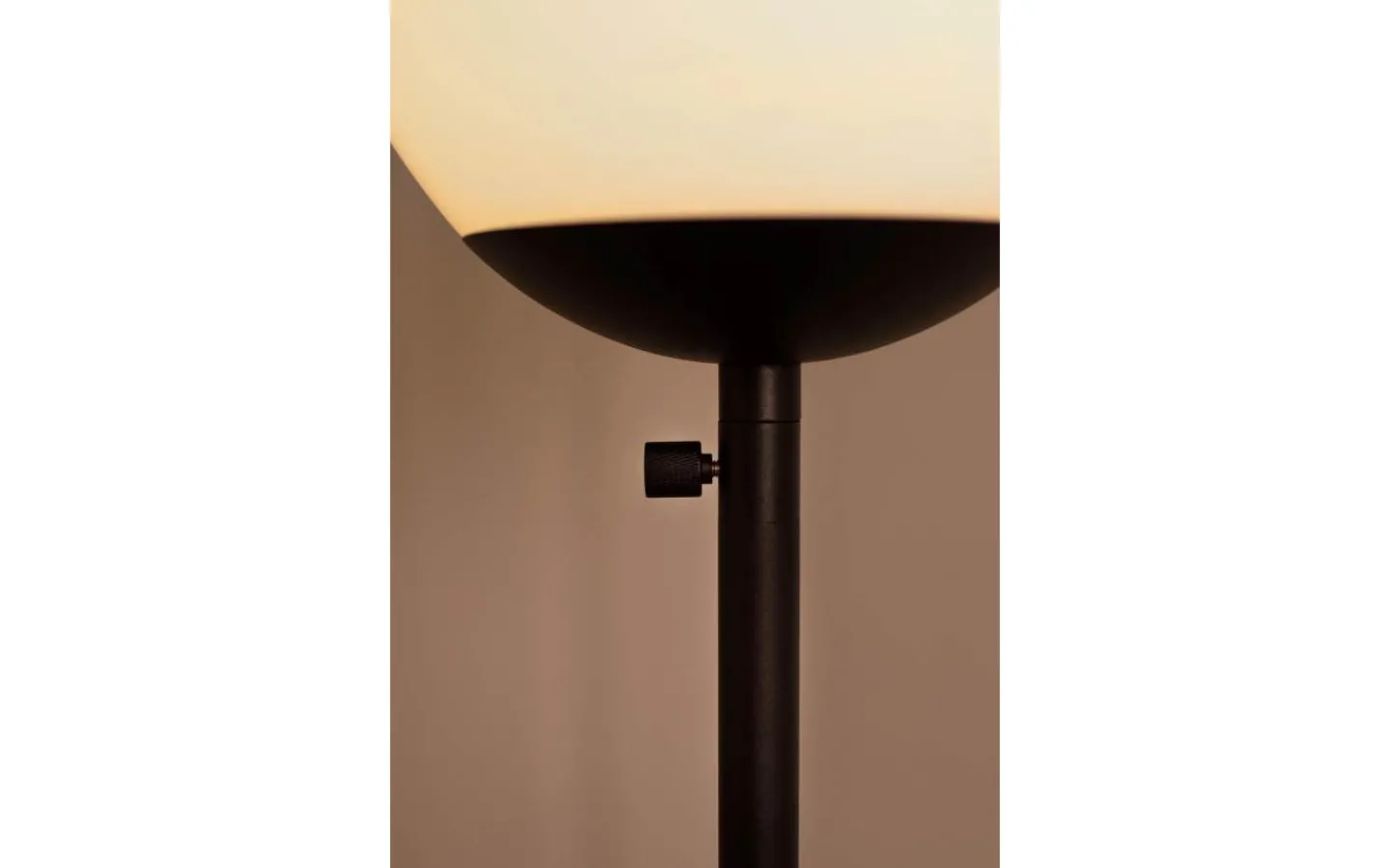 Bordslampor < Markslojd Rise Bordslampa 60cm Svart/Vit