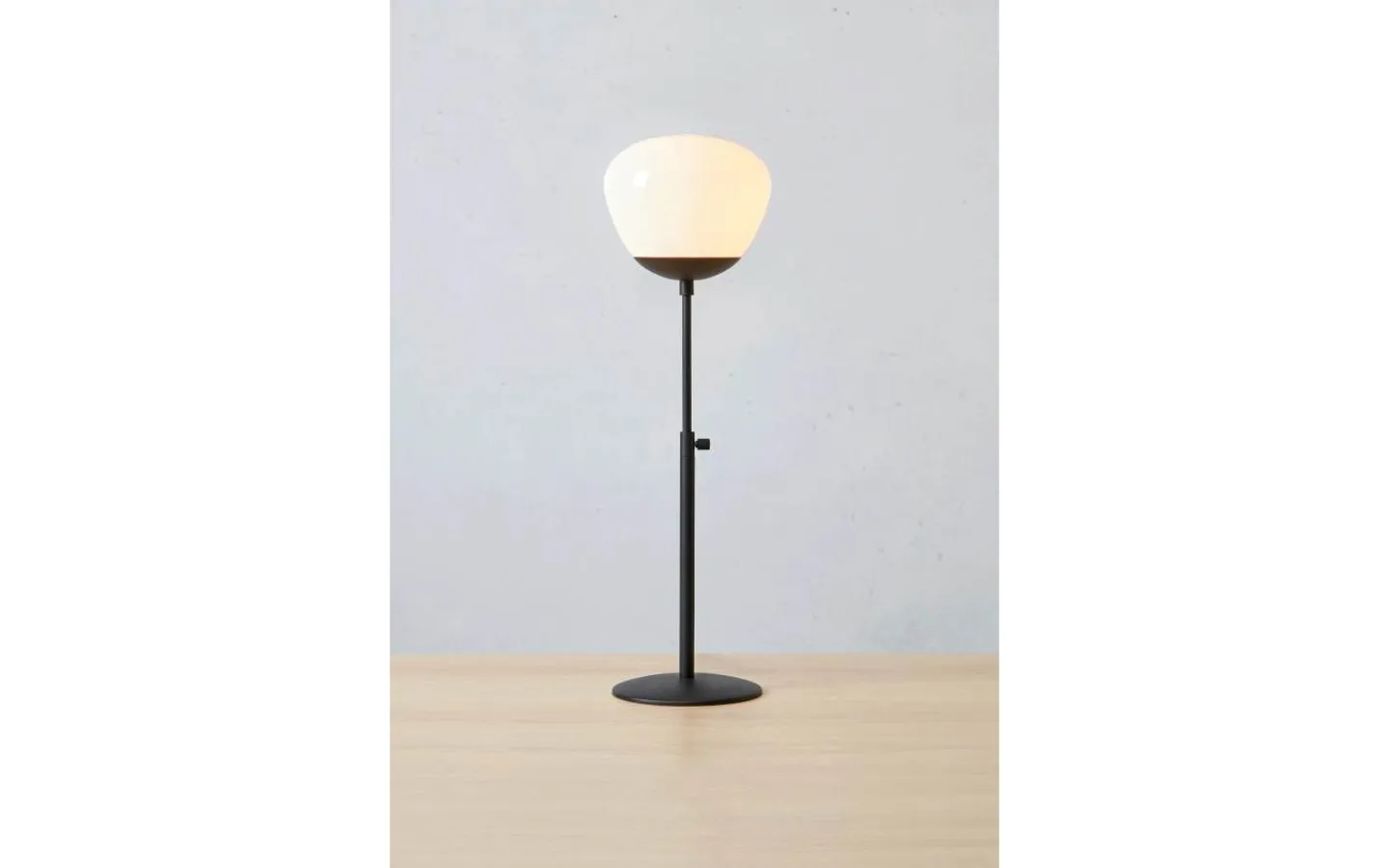 Bordslampor < Markslojd Rise Bordslampa 60cm Svart/Vit