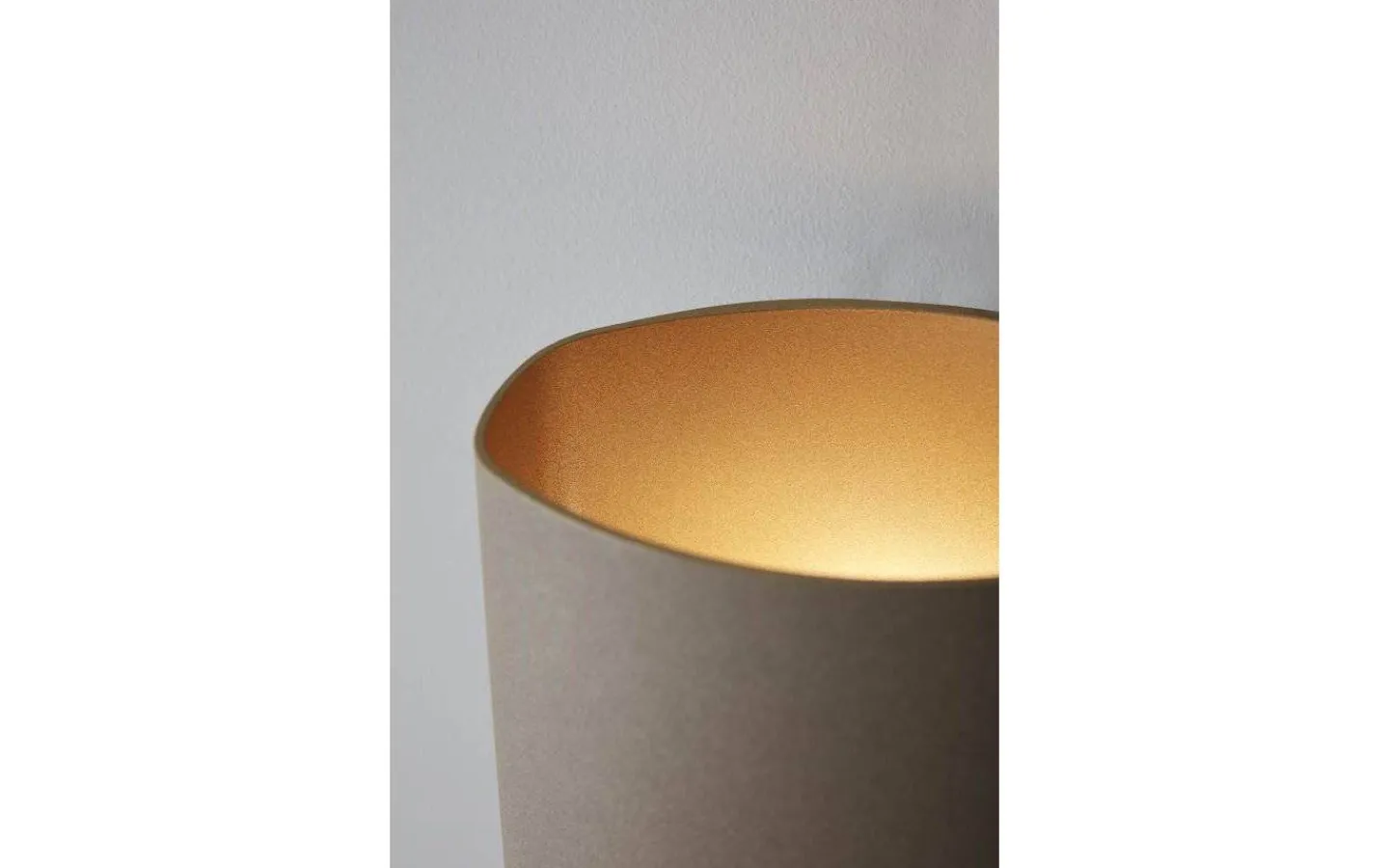 Vardagsrum|Hall & Trappa < Belid Sinne Vägglampa 17cm Beige/Mässing