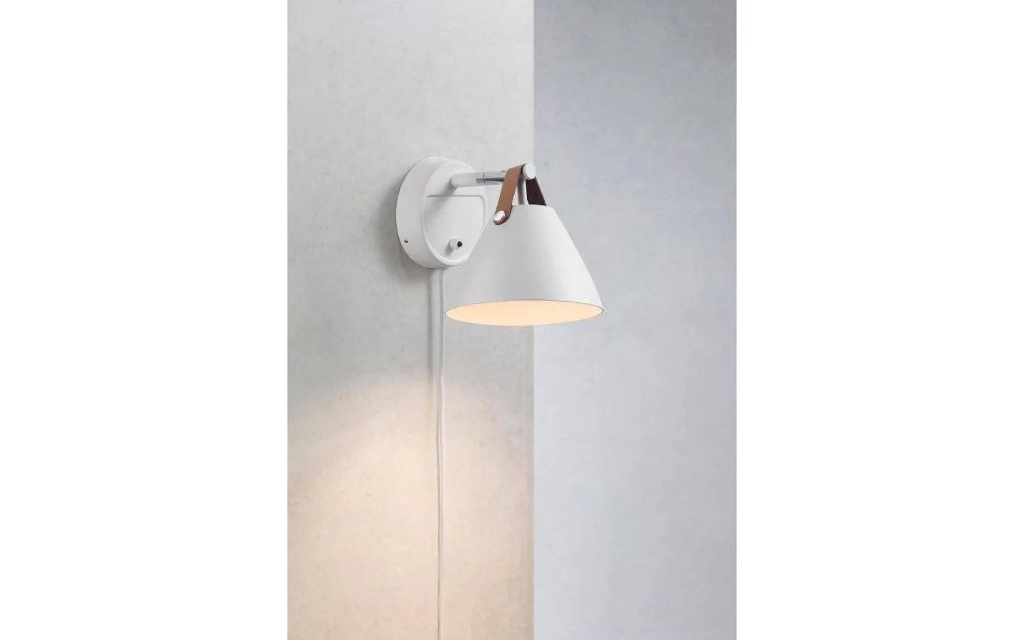 Sovrum|Läslampor < Design for the people Strap 15 Vägglampa Vit